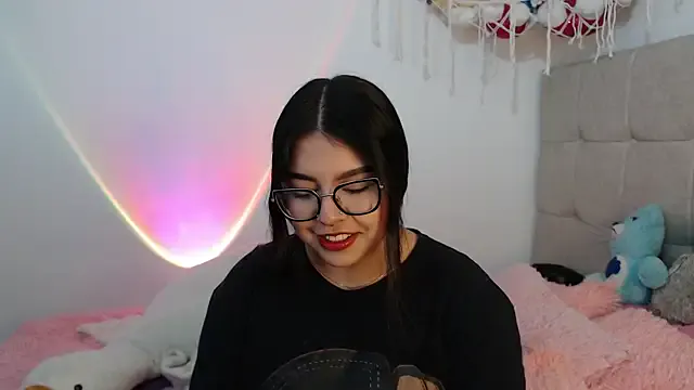 Ayleen_Honey — SHOW OIL TITS