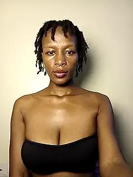 Ayrella02 from StripChat is Freechat