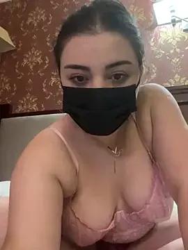 ayxqueenx from StripChat is Freechat