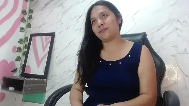 azahara_cameroncm from StripChat is Freechat