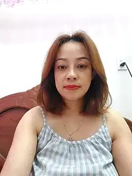 Try our girls live displays and explore the company of endless strippers, with beautiful physiques, vibrating toys and more.