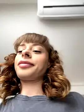 BabyBee_ from StripChat is Freechat