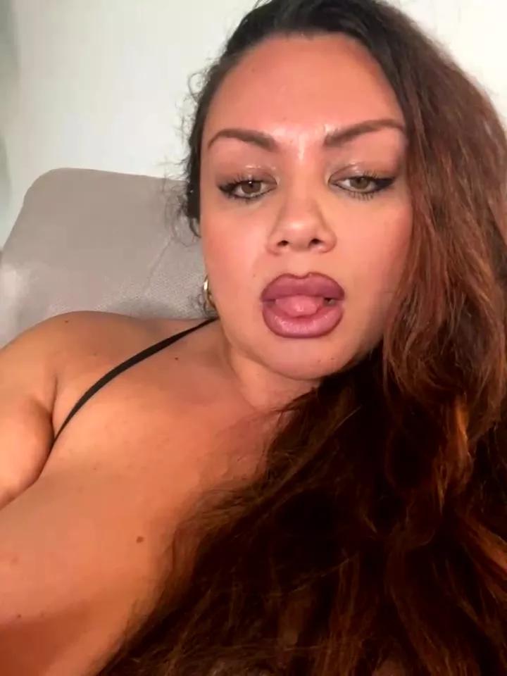 BadAssVeronica from StripChat