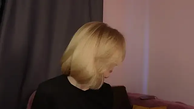 BaileyBernos — for a good start to the stream