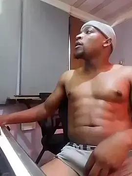 BananaDickon2 from StripChat is Freechat