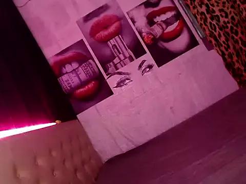 Try our girls live displays and explore the company of endless strippers, with beautiful physiques, vibrating toys and more.
