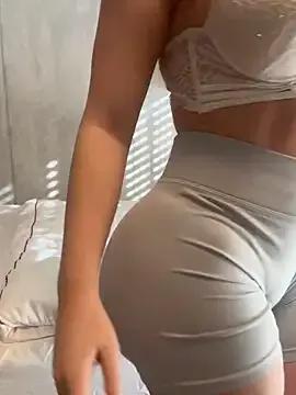 Try our girls live displays and explore the company of endless strippers, with beautiful physiques, vibrating toys and more.