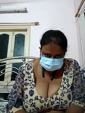 Barna_Love from StripChat is Freechat