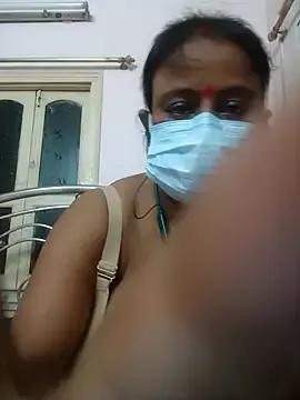 Barna_Love from StripChat is Freechat