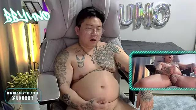 bbyUNO from StripChat