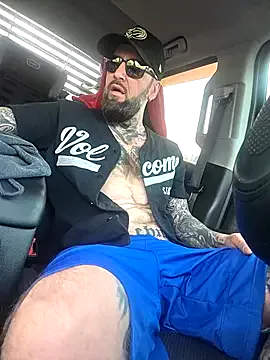 Beardedtattood — Grab my cock and watch it grow 