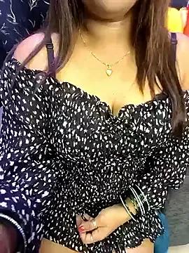 beauty_alina from StripChat is Freechat