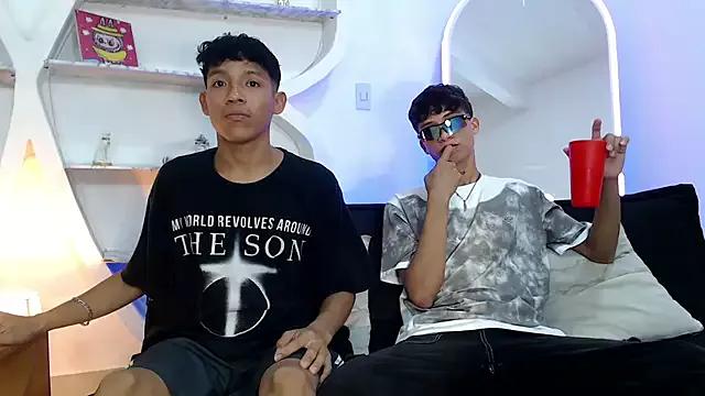 Try our girls live displays and explore the company of endless strippers, with beautiful physiques, vibrating toys and more.