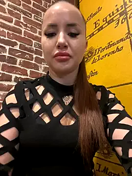 beautydiamond — Take off lenties and lick it in public