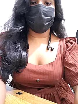 BeautyGirl_sara from StripChat is Freechat