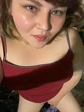 BeckiXrose from StripChat is Freechat