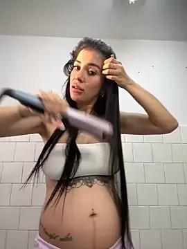 Try our girls live displays and explore the company of endless strippers, with beautiful physiques, vibrating toys and more.