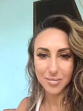 Try our girls live displays and explore the company of endless strippers, with beautiful physiques, vibrating toys and more.