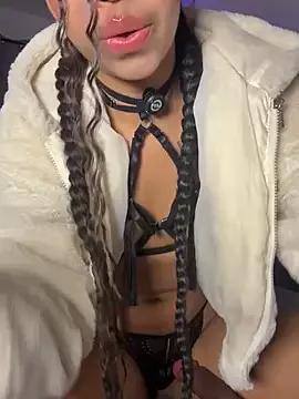 Try our girls live displays and explore the company of endless strippers, with beautiful physiques, vibrating toys and more.