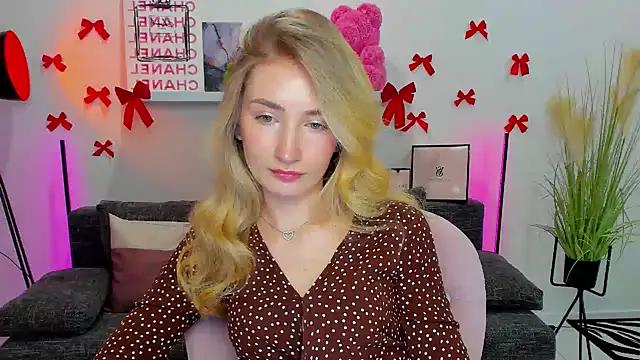 bella__rose from StripChat