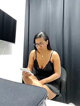 Try our girls live displays and explore the company of endless strippers, with beautiful physiques, vibrating toys and more.