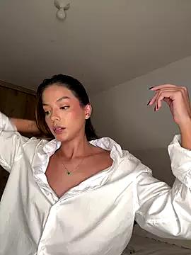 Bella_cutte_ from StripChat is Freechat