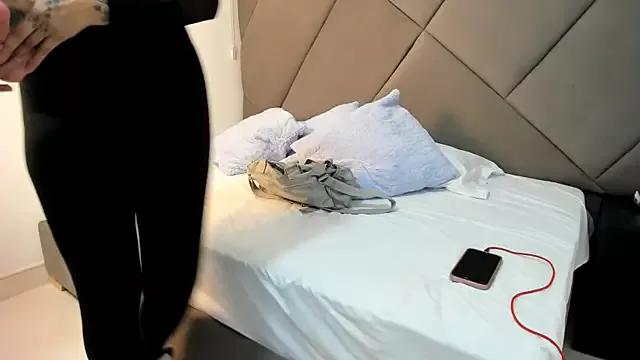 bella_ghost2812 from StripChat is Freechat