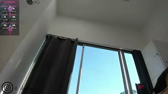 Try our girls live displays and explore the company of endless strippers, with beautiful physiques, vibrating toys and more.