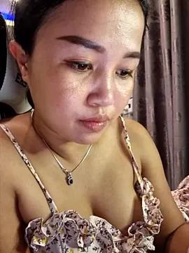 Bella_nasty69 model from StripChat