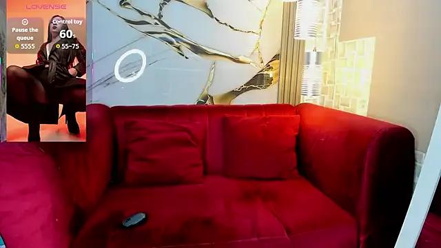 Try our girls live displays and explore the company of endless strippers, with beautiful physiques, vibrating toys and more.