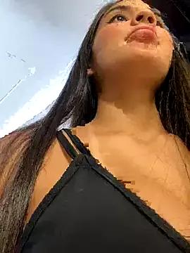 Try our girls live displays and explore the company of endless strippers, with beautiful physiques, vibrating toys and more.