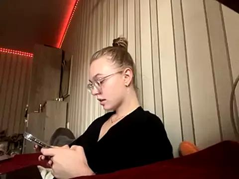 bellameow88 from StripChat is Freechat