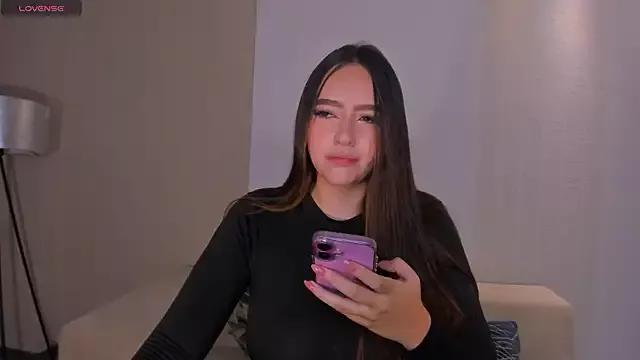 BellaRose_X from StripChat is Freechat