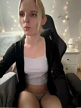 Try our girls live displays and explore the company of endless strippers, with beautiful physiques, vibrating toys and more.