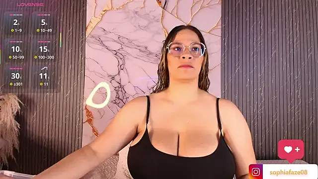 big_tits_in_your_face — show my delicious tits