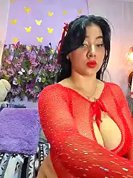 Try our girls live displays and explore the company of endless strippers, with beautiful physiques, vibrating toys and more.
