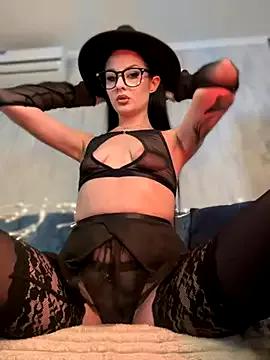 Try our girls live displays and explore the company of endless strippers, with beautiful physiques, vibrating toys and more.