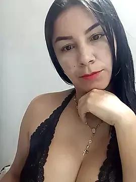 Try our girls live displays and explore the company of endless strippers, with beautiful physiques, vibrating toys and more.