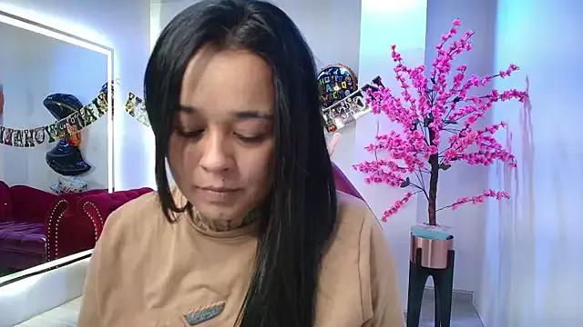 Black_roseee from StripChat is Freechat