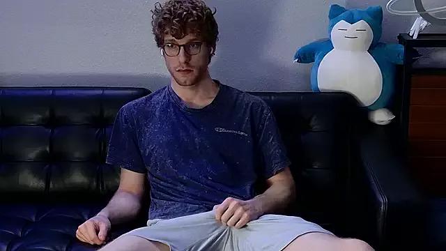 BlueEyedTallGuy94 from StripChat is Freechat