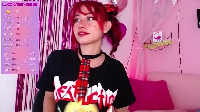 BonnieDolly from StripChat