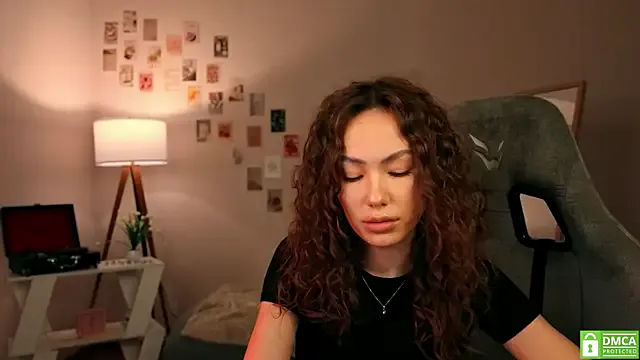 branchwithflowerss — air kiss