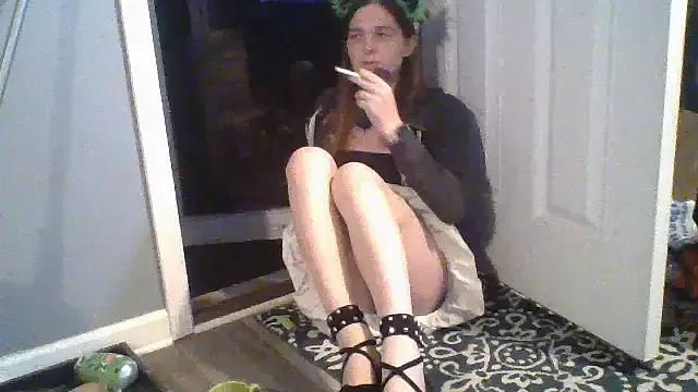 Brattyfootgirl from StripChat is Freechat