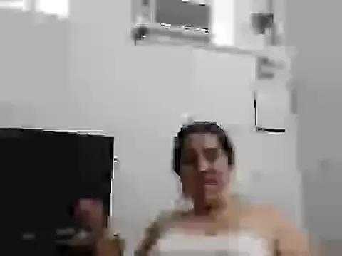 Bratzhot09 from StripChat is Freechat