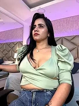 Try our girls live displays and explore the company of endless strippers, with beautiful physiques, vibrating toys and more.