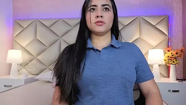 Try our girls live displays and explore the company of endless strippers, with beautiful physiques, vibrating toys and more.