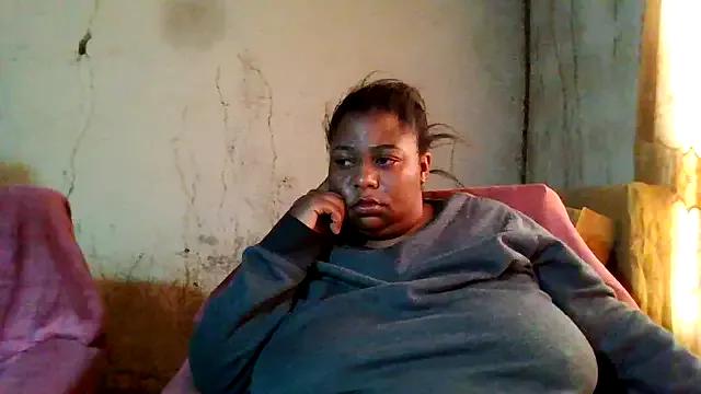 Photos of bustyboobs6 from StripChat is Freechat