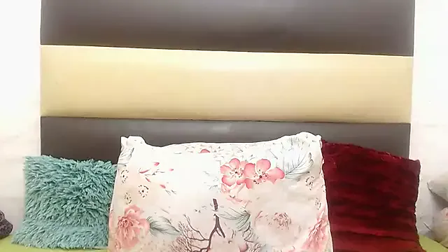 Avatar of BustyBusixxx