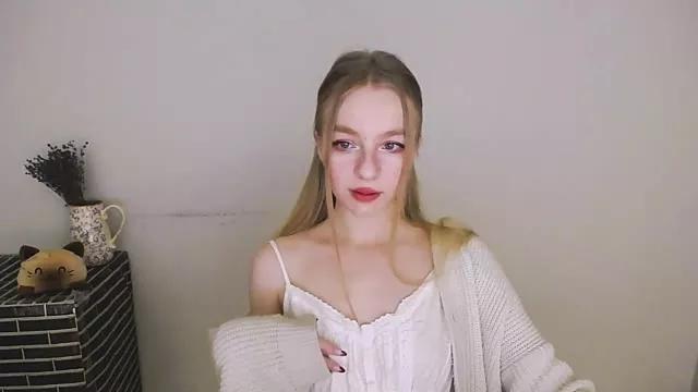 Butterfly_ from StripChat is Freechat
