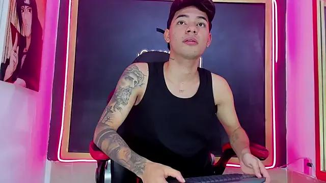 calvin_parker from StripChat is Freechat